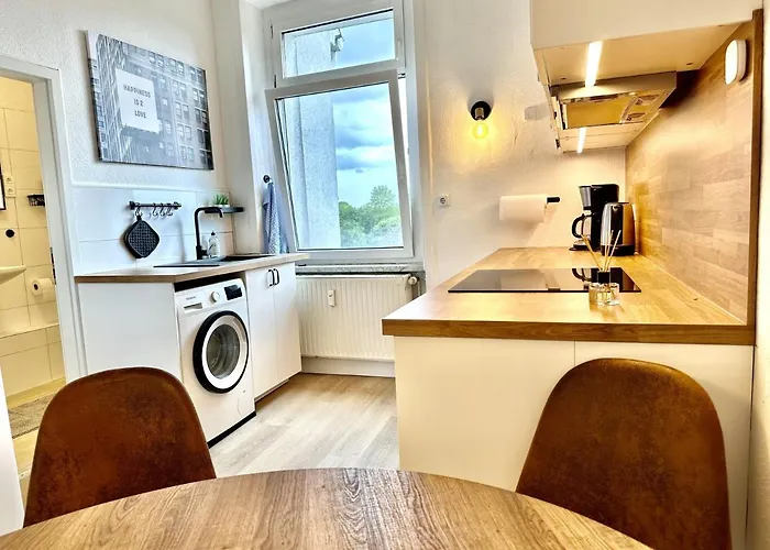 Stylish Im Altbau, Netflix, Sonos, Nahe 3m Und Vorwerk Lejlighed