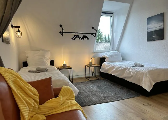 Stylish Im Altbau, Netflix, Sonos, Nahe 3m Und Vorwerk * Wuppertal