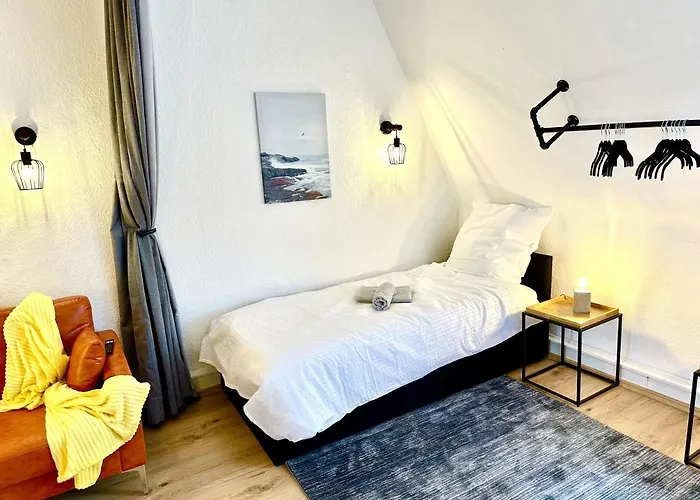 Lejlighed Stylish Im Altbau, Netflix, Sonos, Nahe 3m Und Vorwerk Wuppertal