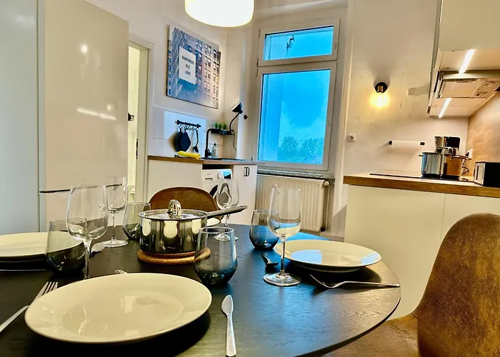 Lejlighed Stylish Im Altbau, Netflix, Sonos, Nahe 3m Und Vorwerk Wuppertal